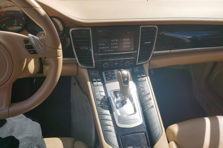 保时捷 2014款 Panamera 3.0T局部细节16
