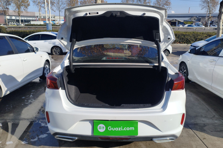 长安 逸动 2022款 PLUS 蓝鲸NE 1.4T GDI DCT尊贵版局部细节23