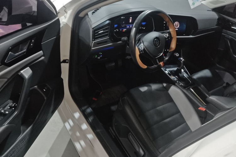 大众 速腾 2021款 280TSI DSG舒适智联版中控内饰20