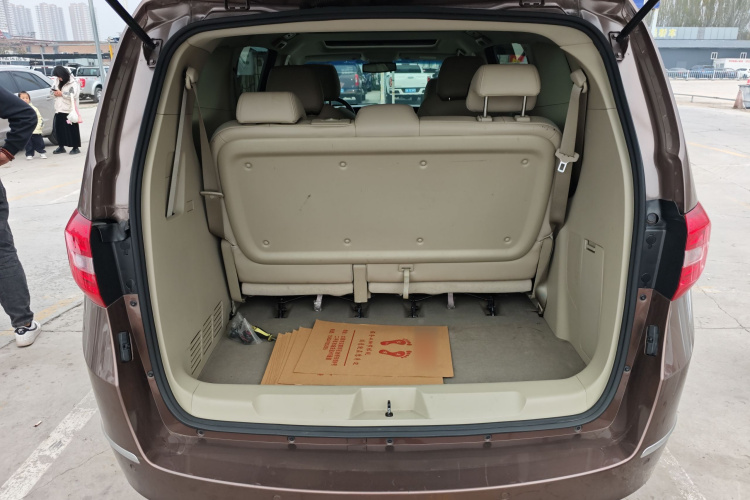 别克GL8 2018款 28T 豪华型 国VI局部细节23