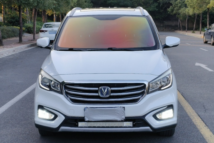 长安 凌轩 2017款 1.6L 手动精英型车身外观6006