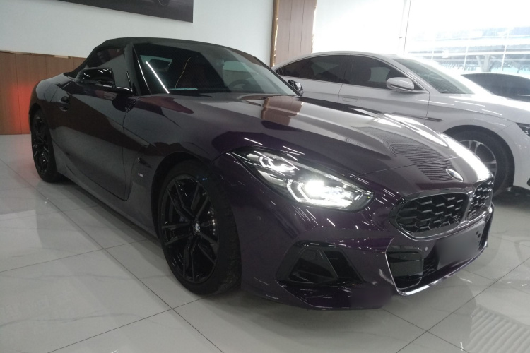 宝马Z4 2023款 sDrive 25i M运动曜夜套装车身外观3