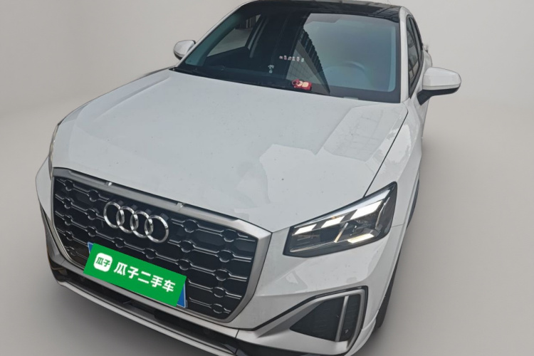 奥迪Q2L 2022款 35 TFSI 时尚动感型车身外观1