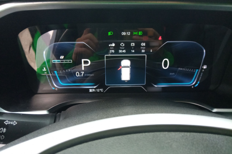 北京BJ40 2023款 2.0D 自动四驱刀锋英雄版侠客型（前后电控锁）局部细节14