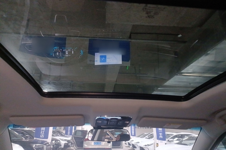 捷途X70 2023款 1.5T 手动超越版 7座中控内饰22