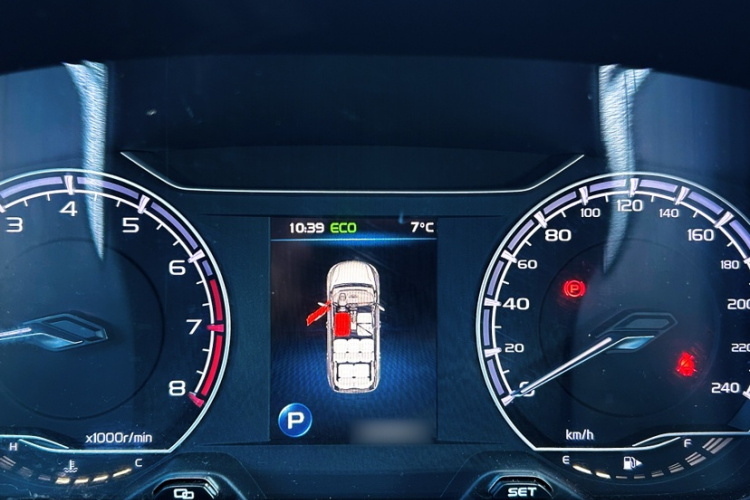 吉利汽车 嘉际 2019款 1.8TD 自动悦享型局部细节14