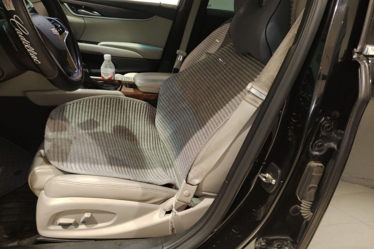 凯迪拉克XTS 2018款 28T 技术型局部细节19