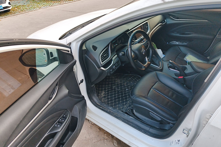 别克 阅朗 2019款 18T 自动互联精英型 国V中控内饰20