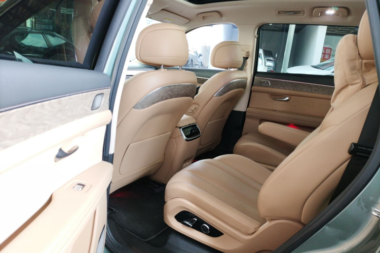 鸿蒙智行 问界M7 2022款 1.5T 后驱舒适版中控内饰7004