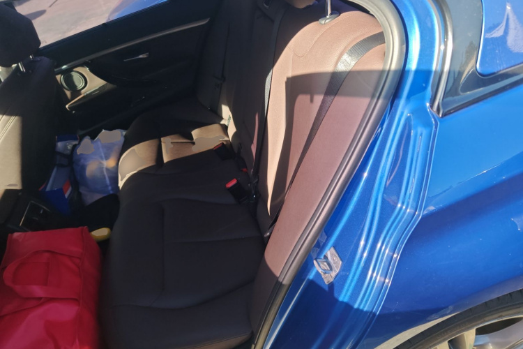 宝马3系 2018款 320Li M运动曜夜版中控内饰7004