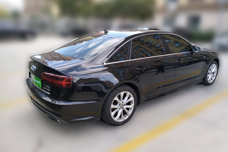 奥迪A6L 2018款 30周年年型 35 TFSI 时尚型车身外观7