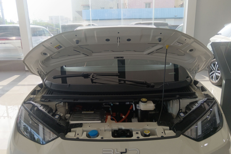 比亚迪 海鸥 2025款 305km 活力版机舱底盘24