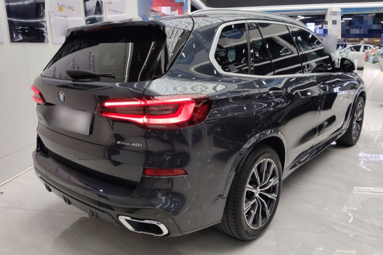 宝马X5(进口) 2021款 xDrive40i M运动套装车身外观7