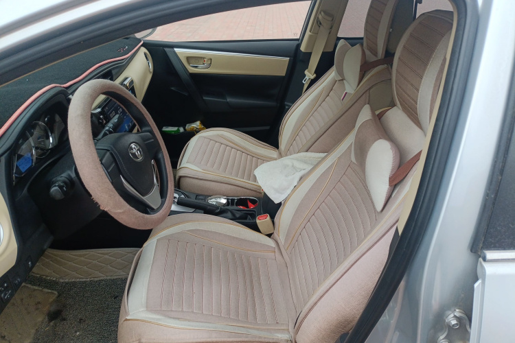 丰田 卡罗拉 2017款 改款 1.2T S-CVT GL中控内饰19