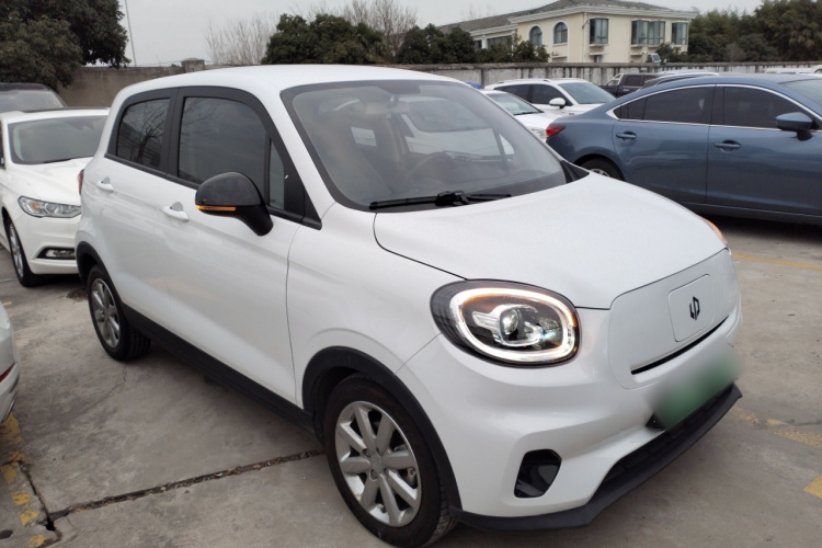 零跑汽车 零跑T03 2022款 炫晶版车身外观3