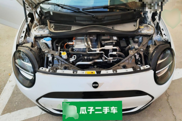 电动MINI COOPER 2024款 456km COOPER E 经典派局部细节24