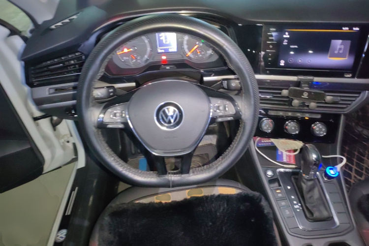 大众 宝来 2021款 1.5L 自动舒适智联版中控内饰13