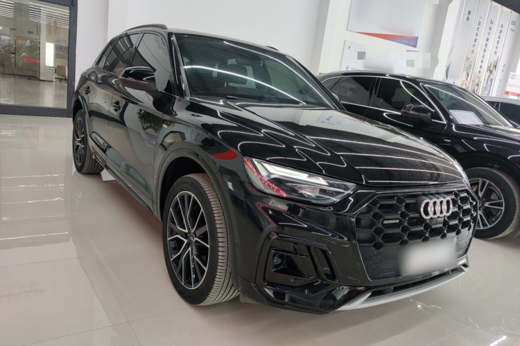 奥迪Q5L 2024款 45 TFSI 豪华动感型车身外观6002