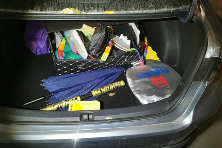 丰田 卡罗拉 2021款 双擎 1.8L E-CVT精英版中控内饰23