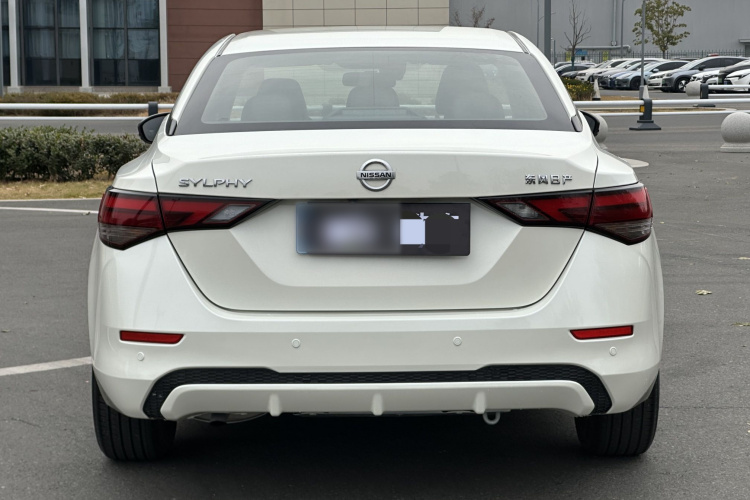 日产 轩逸 2021款 1.6L XL CVT悦享版车身外观6003