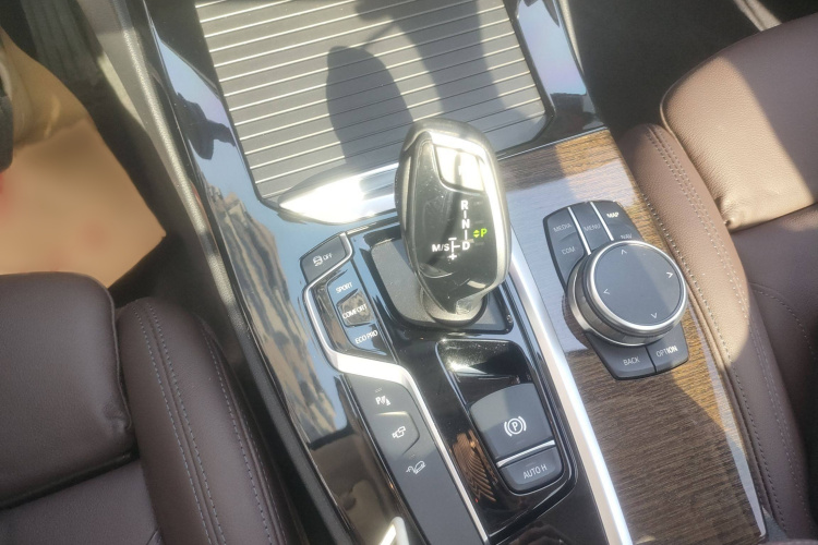 宝马X3 2020款  xDrive28i M运动套装局部细节18