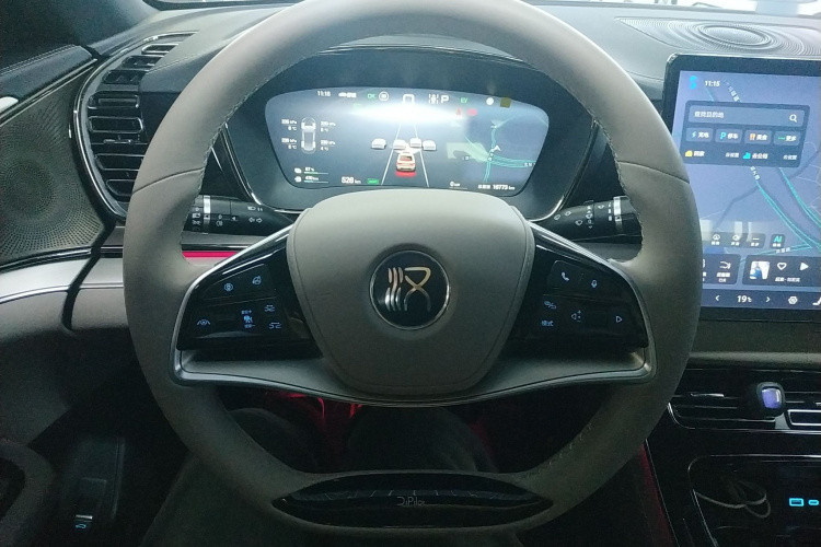 比亚迪 汉 2025款 DM-i 125KM精英型局部细节13