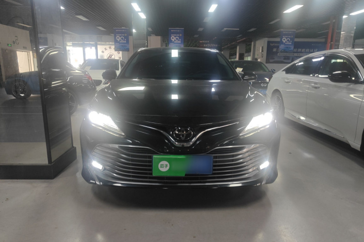 丰田 凯美瑞 2018款 2.5G 豪华版车身外观2