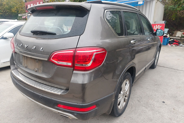 哈弗H6 2013款 运动版 1.5T 手动两驱精英型车身外观7