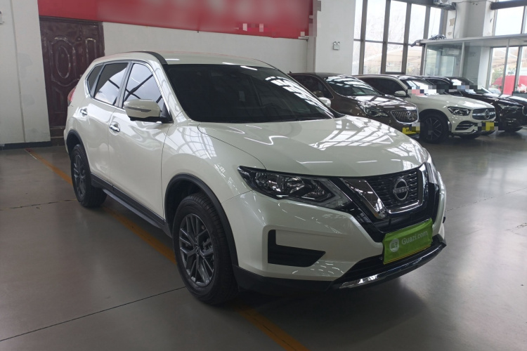 日产 奇骏 2025款 荣誉 2.0L 两驱真心版车身外观6002