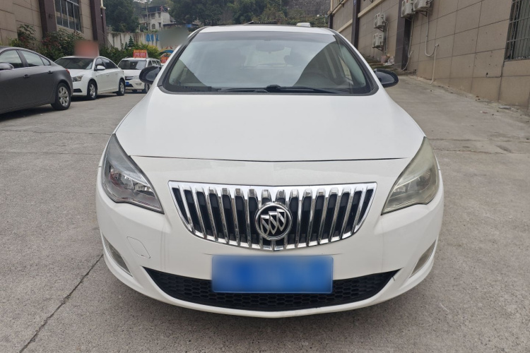 别克 英朗 2014款 XT 1.6L 自动时尚版车身外观2