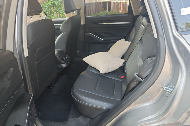 哈弗H6 2022款  第三代 1.5T 自动两驱Supreme+中控内饰21