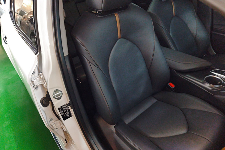 丰田 凯美瑞 2023款 2.5G 豪华版局部细节41