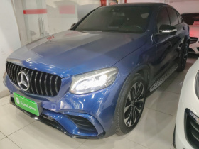 奔驰GLC轿跑 2019款 GLC 260 4MATIC 轿跑SUV