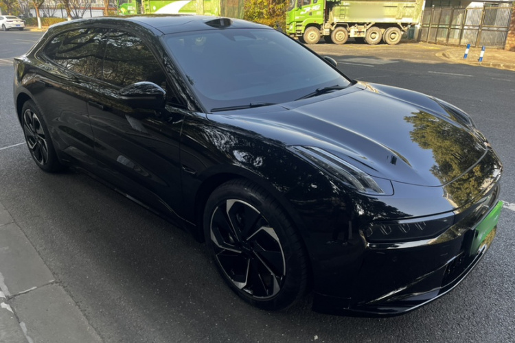 极氪001 2024款 WE版 100kWh 后驱车身外观6008