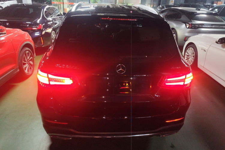 奔驰GLC 2019款 改款 GLC 260 L 4MATIC 豪华型车身外观6