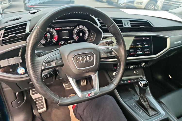 奥迪Q3 Sportback 2020款 45 TFSI quattro 豪华型中控内饰7002