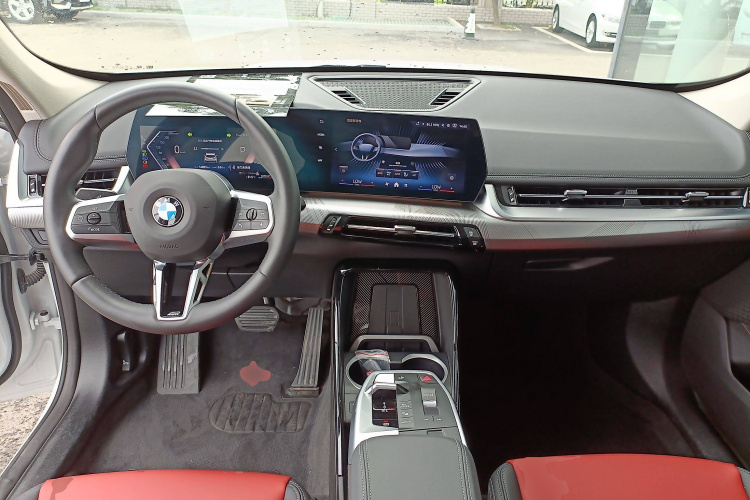 宝马X1 2024款 sDrive25Li M运动套装中控内饰12