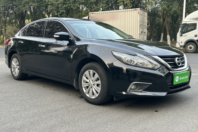 日产 天籁 2018款 2.0L XL 智进版车身外观6010