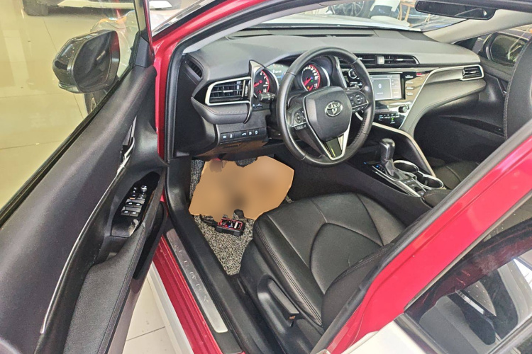 丰田 凯美瑞 2018款 2.0S 锋尚版中控内饰7003