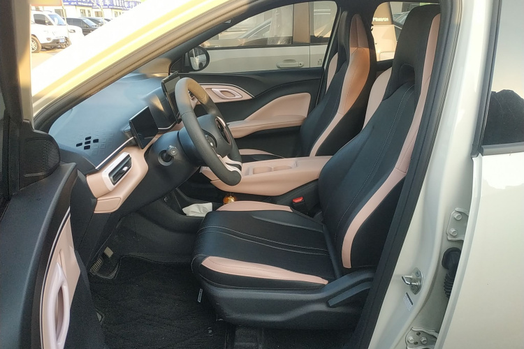 比亚迪 海鸥 2025款 305km 活力版中控内饰19