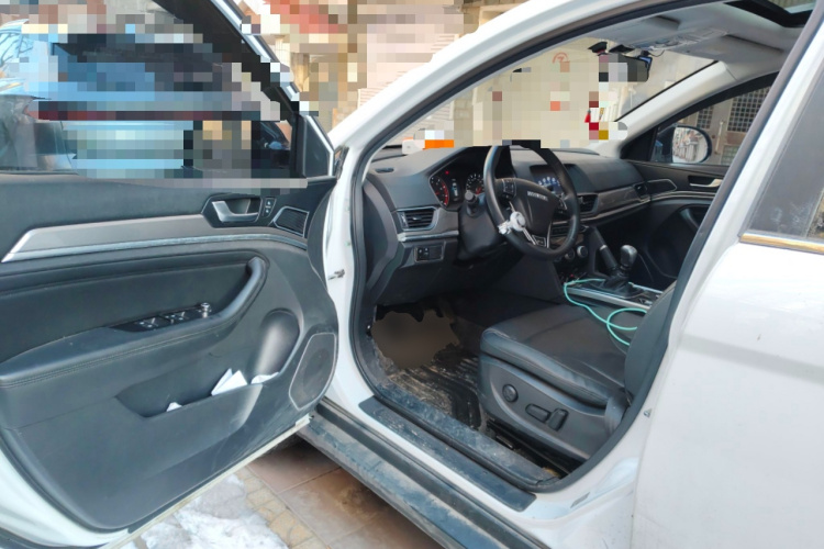 哈弗H6 2019款 运动版 1.5T 手动两驱精英型 国VI中控内饰20