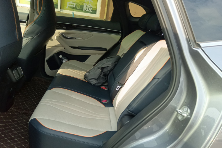 比亚迪 宋PLUS新能源 2021款 DM-i 110KM 旗舰PLUS中控内饰21