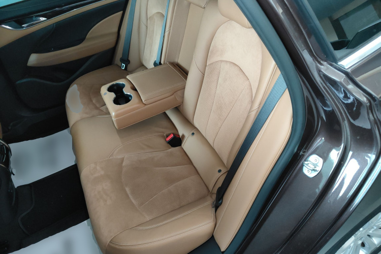 别克 君越 2018款 28T 精英型中控内饰21