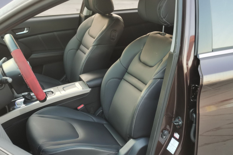 纳智捷 优6 SUV 2015款 1.8T 时尚升级型中控内饰19