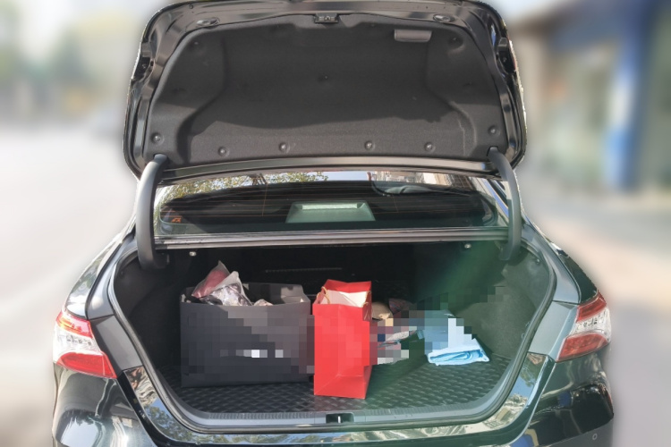 丰田 凯美瑞 2021款 双擎 2.5HG 豪华版中控内饰23