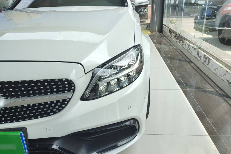 奔驰C级(进口) 2021款 C 200 轿跑车局部细节36