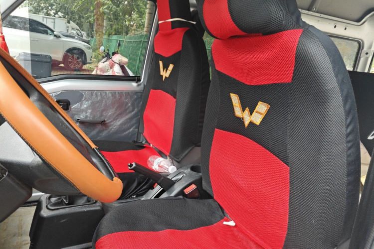 五菱汽车 五菱之光 2015款 1.2L 标准型LSI中控内饰19