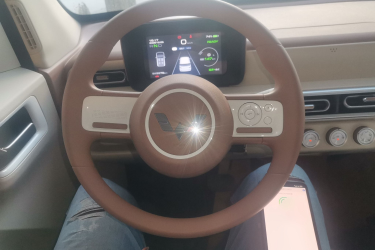 五菱汽车 宏光MINIEV 2024款 第三代 215km 青春版中控内饰13