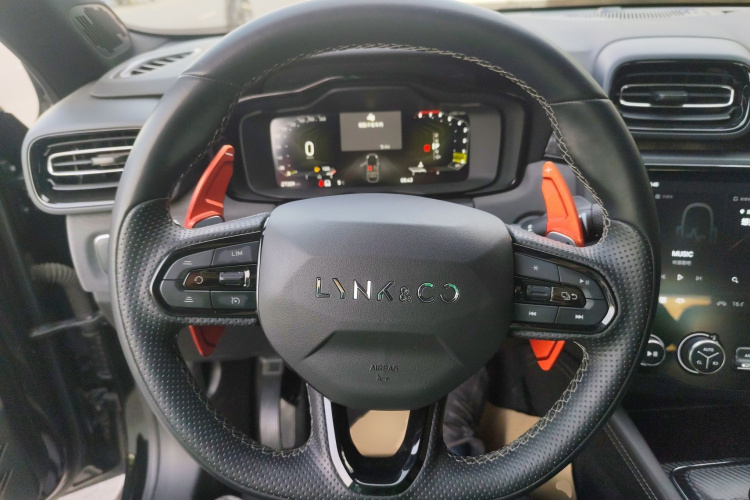 领克03 2022款 2.0TD DCT劲Plus局部细节13