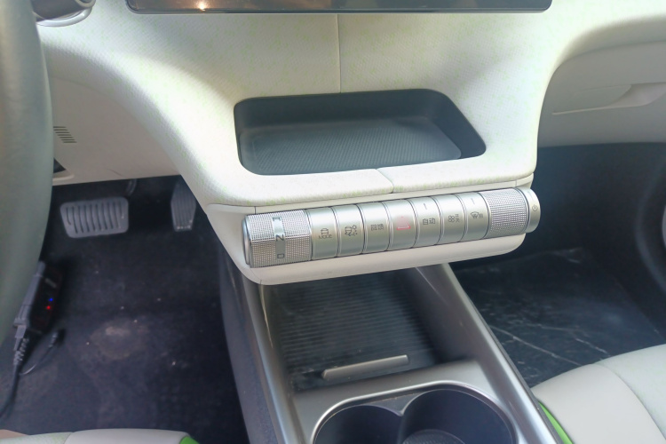 比亚迪 海豚 2021款 405km 时尚版局部细节18